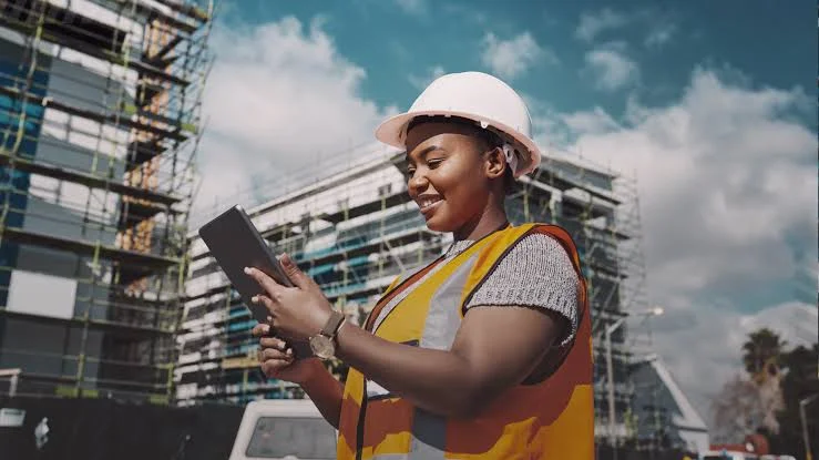 Quando o controle manual de materiais no canteiro vira custo extra: por que a digitalização é indispensável